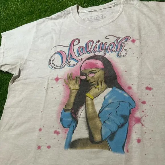 Retro Aaliyah graphic tee - Picture 2 of 4